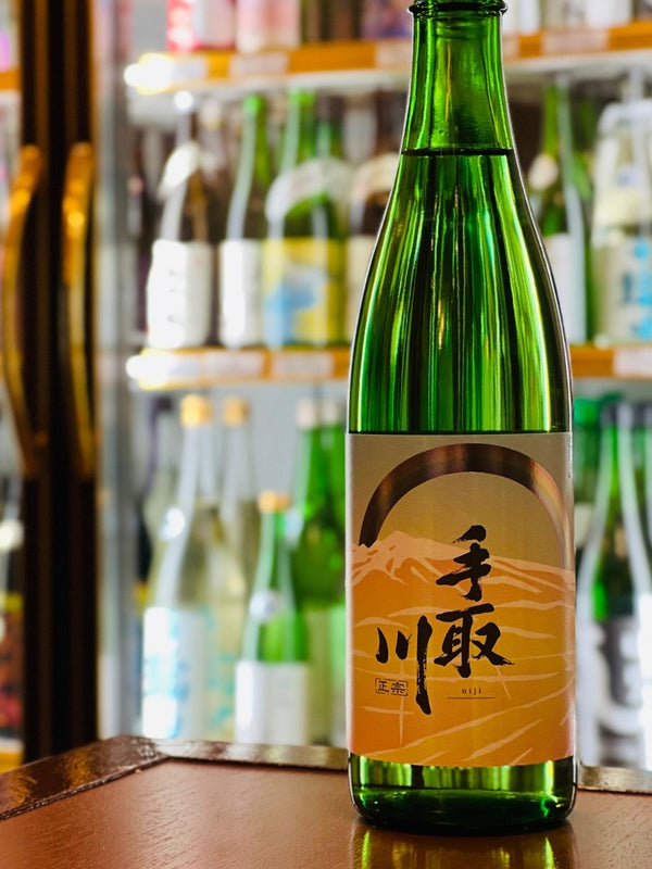 食事や会話の架け橋になる"虹"？ ｜ 手取川 純米酒 niji、終始お上品で滑らかなデイリー純米