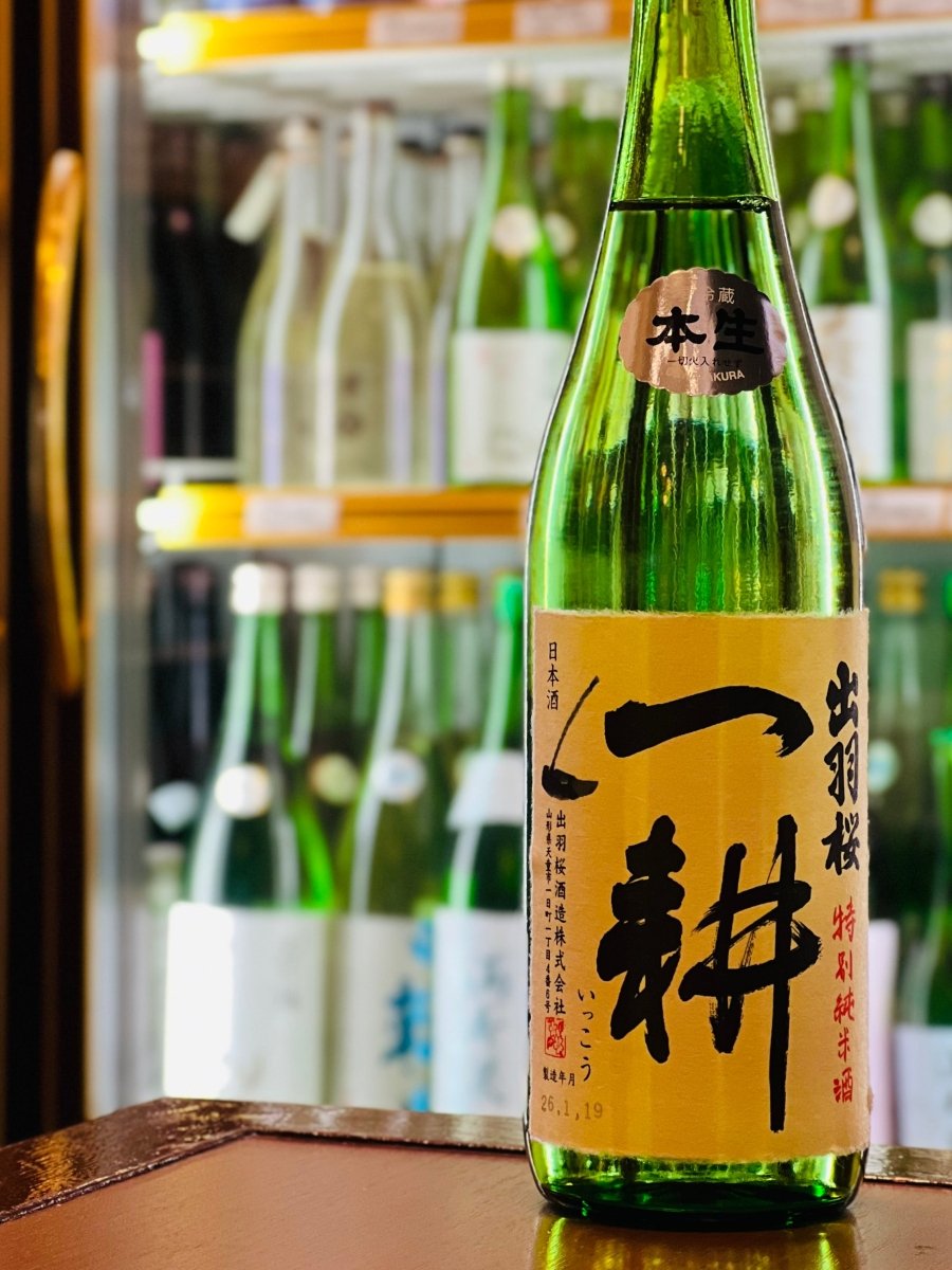 出羽桜 特別純米 一耕 本生 720ml。穏やかな香りとフレッシュな口当たり、重層的なお米の旨味が楽しめる、食卓に合わせやすい一本。