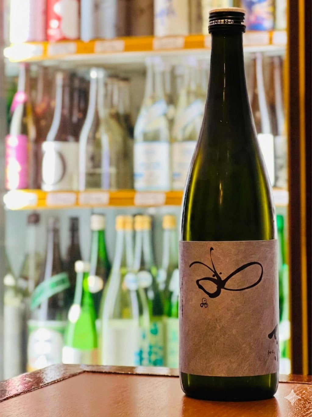 国権 純米大吟醸 てふ 720ml。春限定の上品で柔らかな味わい。ご家庭で楽しめる飲みきりサイズ。